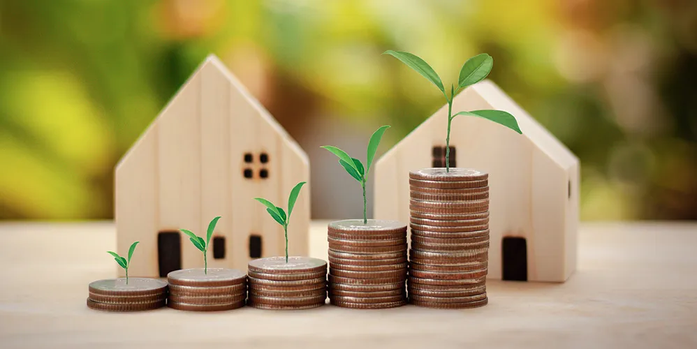What Are the Benefits of Refinancing a Home Loan?